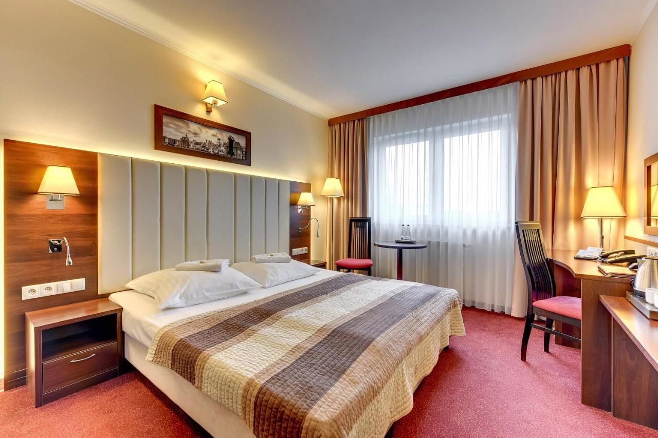 Отель Amber Hotel Гданьск